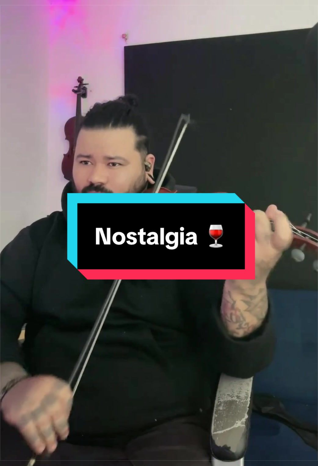 Enmanuel Bastidas tocando Nostalgia Tango con su violín
